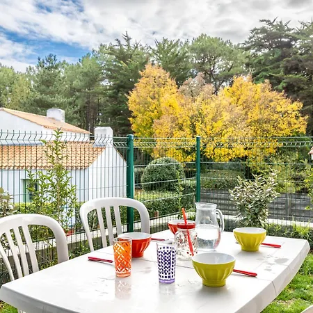 Maison Du Bonheur - Valentine