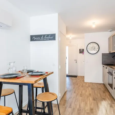 Maison Du Bonheur - Valentine